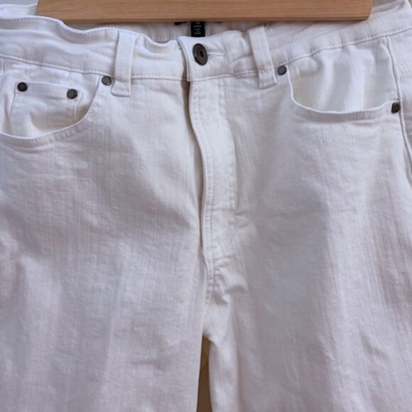 Universal Standard Etta High Rise Straight Leg Jeans 28 inch - white size 12 - Picture 2 of 6